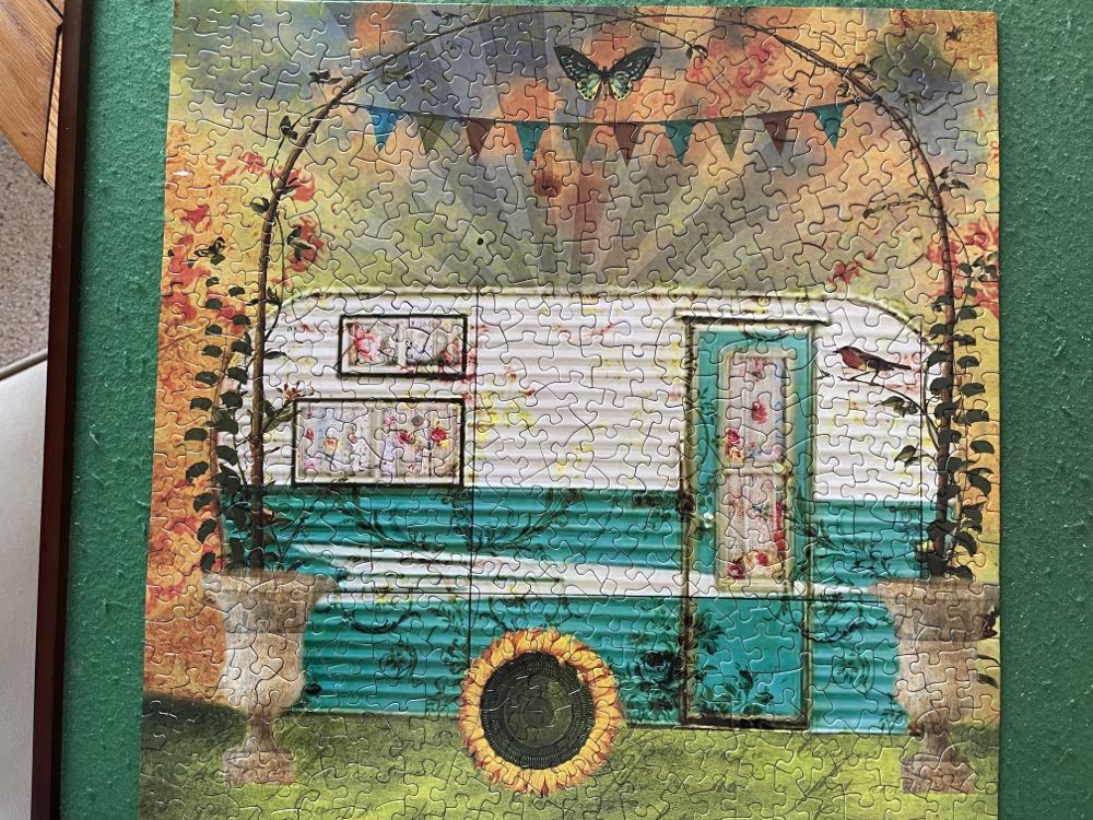 Home Is Where You Park It - Suns Out puzzle collectible [Barcode 796780418134] - Main Image 2