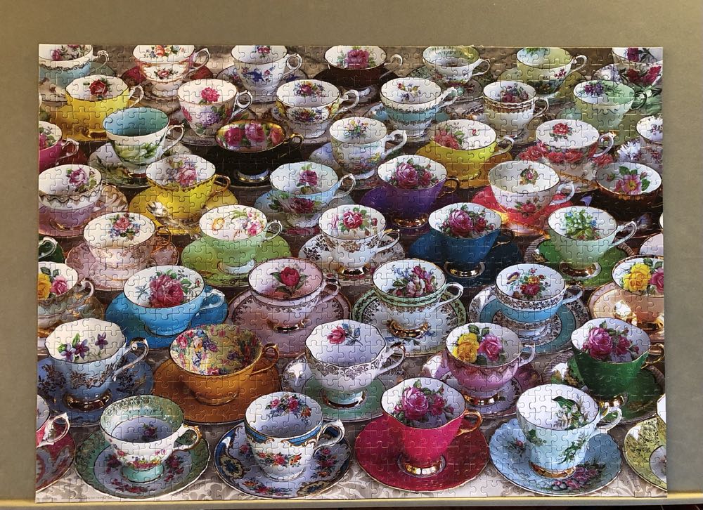 Teacup Collection - EuroGraphics puzzle collectible [Barcode 628136653145] - Main Image 2