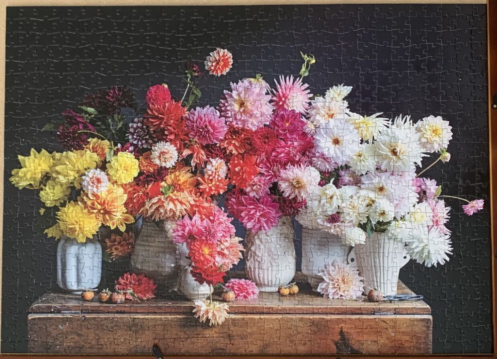 Dahlias - Artisan Puzzle puzzle collectible [Barcode 9781648290435] - Main Image 3