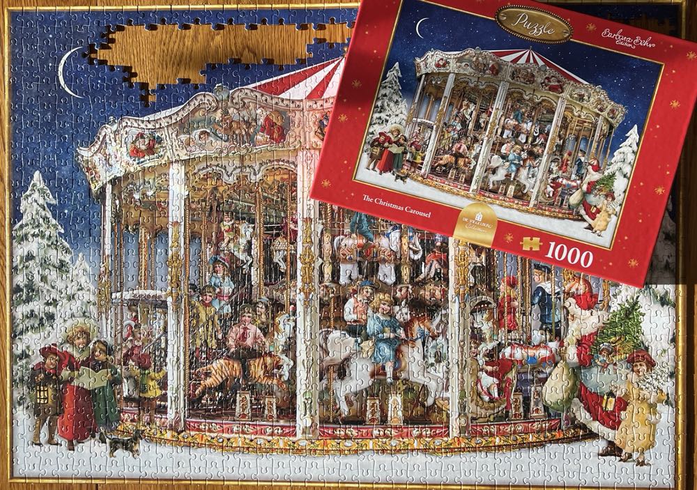 The Christmas Carousel - Coppenrath puzzle collectible [Barcode 5060289374334] - Main Image 3
