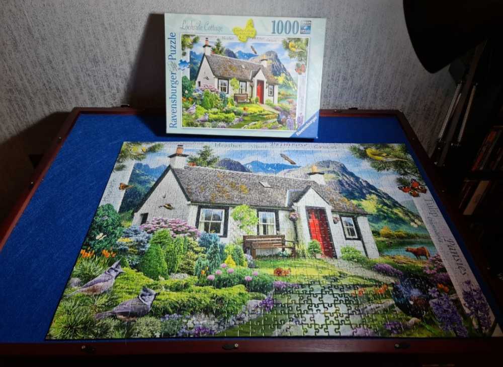 *12  Lochside Cottage 😁 COMPLETED 03/02/2021 - Ravensburger Cottage Collection puzzle collectible - Main Image 2