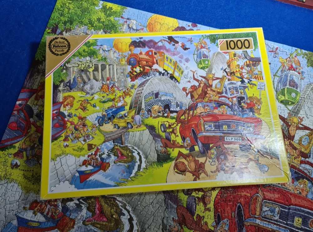 *safari park. 😁 COMPLETED 06/08/2021 - Falcon de luxe puzzle collectible - Main Image 2