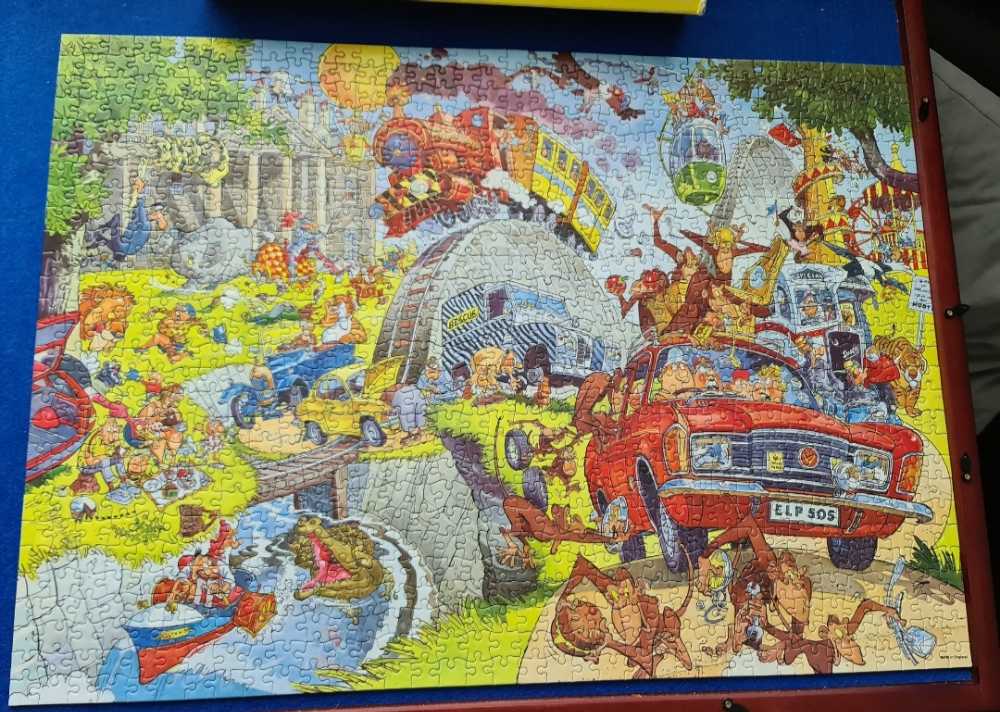 *safari park. 😁 COMPLETED 06/08/2021 - Falcon de luxe puzzle collectible - Main Image 3