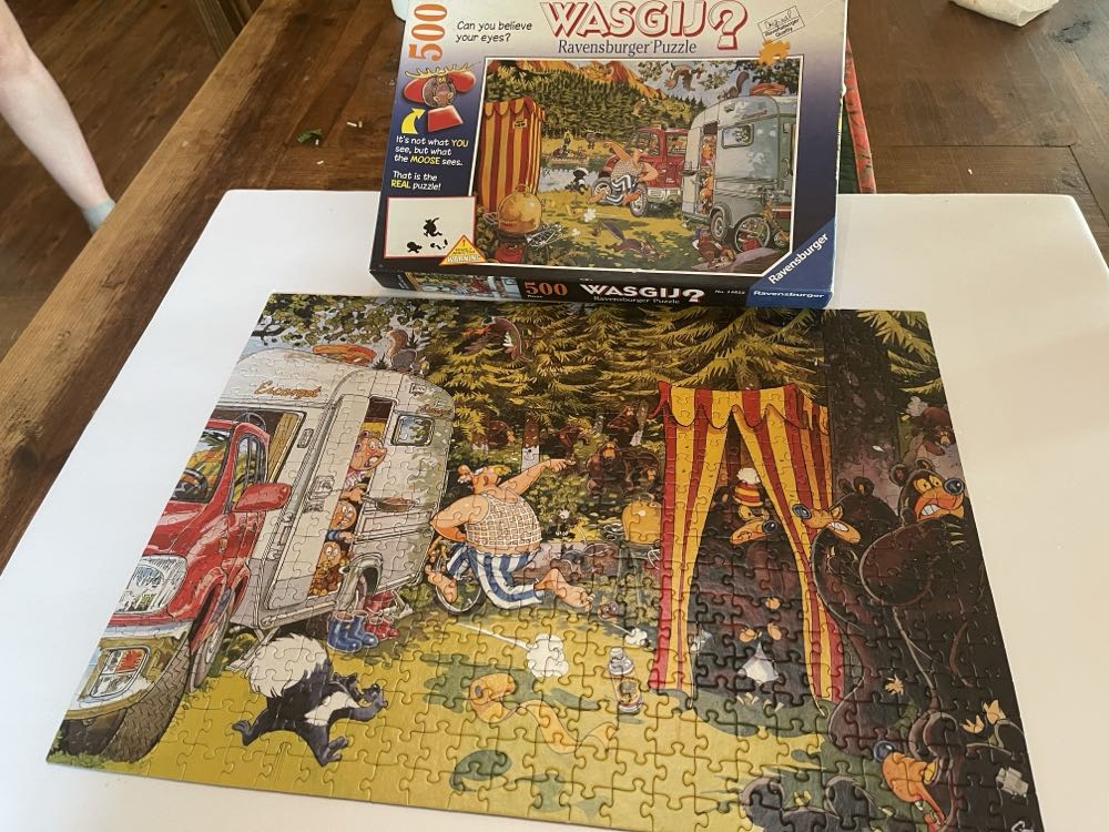 Wasgij: Bear Necessities! - Ravensburger puzzle collectible [Barcode 666273146229] - Main Image 2