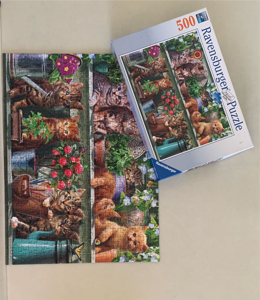 Cats On The Shelf - Ravensburger puzzle collectible [Barcode 4005556148240] - Main Image 3