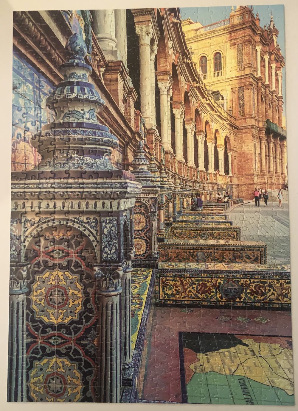 Spanish Tiles - Blanc puzzle collectible [Barcode 079346550203] - Main Image 2