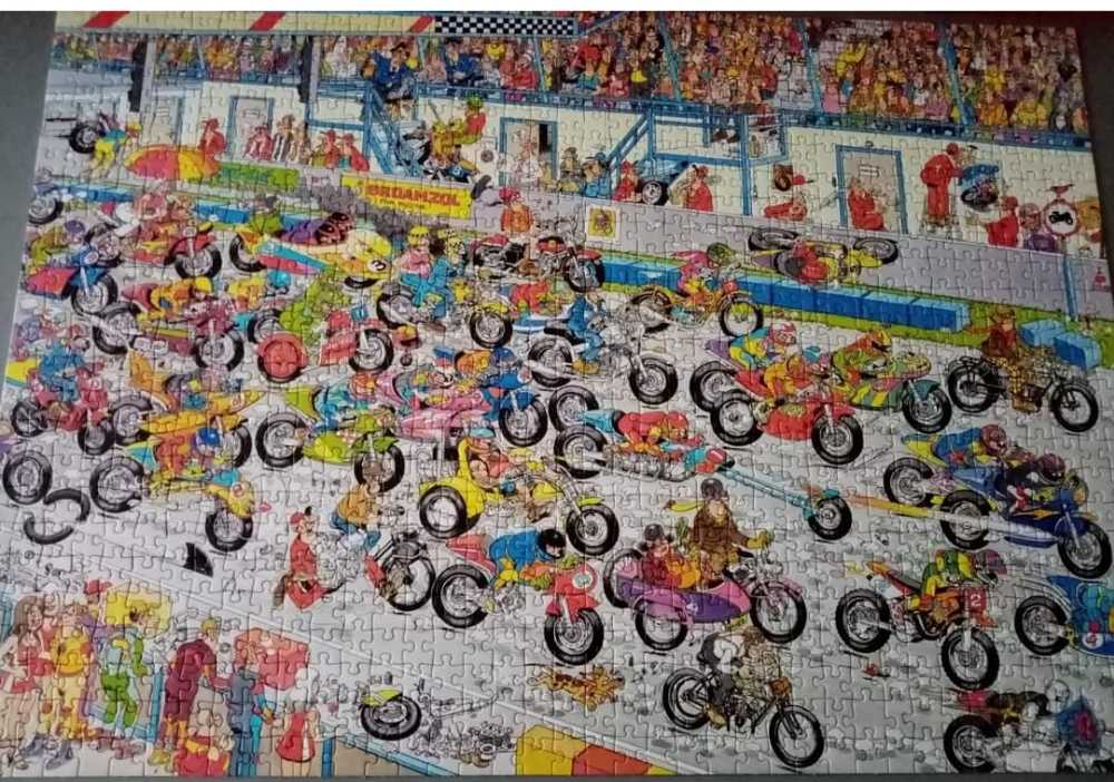 Jan van Haasteren. Motorrace - Jumbo puzzle collectible - Main Image 3
