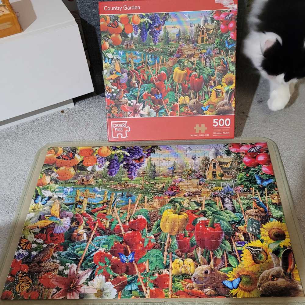 Country Garden - Corner Piece puzzle collectible [Barcode 5052089307537] - Main Image 3