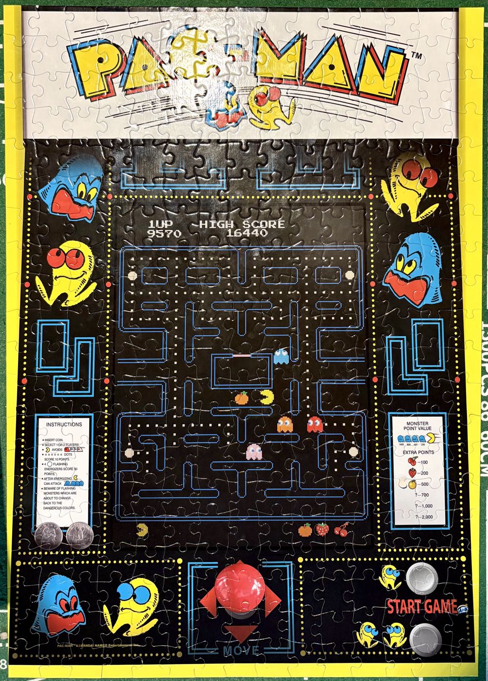 PAC-MAN - Buffalo Games & Puzzles puzzle collectible [Barcode 079346027729] - Main Image 4