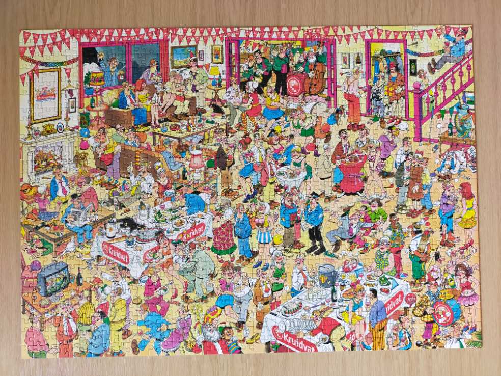 Jan van Haasteren. Hoera, Kruidvat 40 Jaar - Jumbo puzzle collectible - Main Image 2