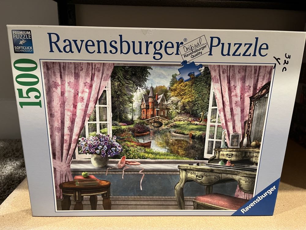 Bedroom View - Ravensburger puzzle collectible [Barcode 4005556163533] - Main Image 2