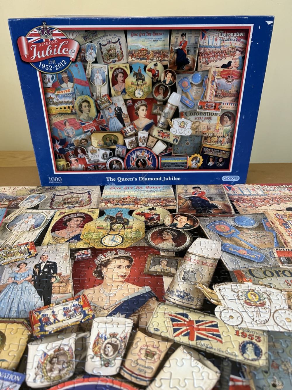 The Queen’s Diamond Jubilee - Gibsons 🇬🇧 puzzle collectible [Barcode 5012269070316] - Main Image 3