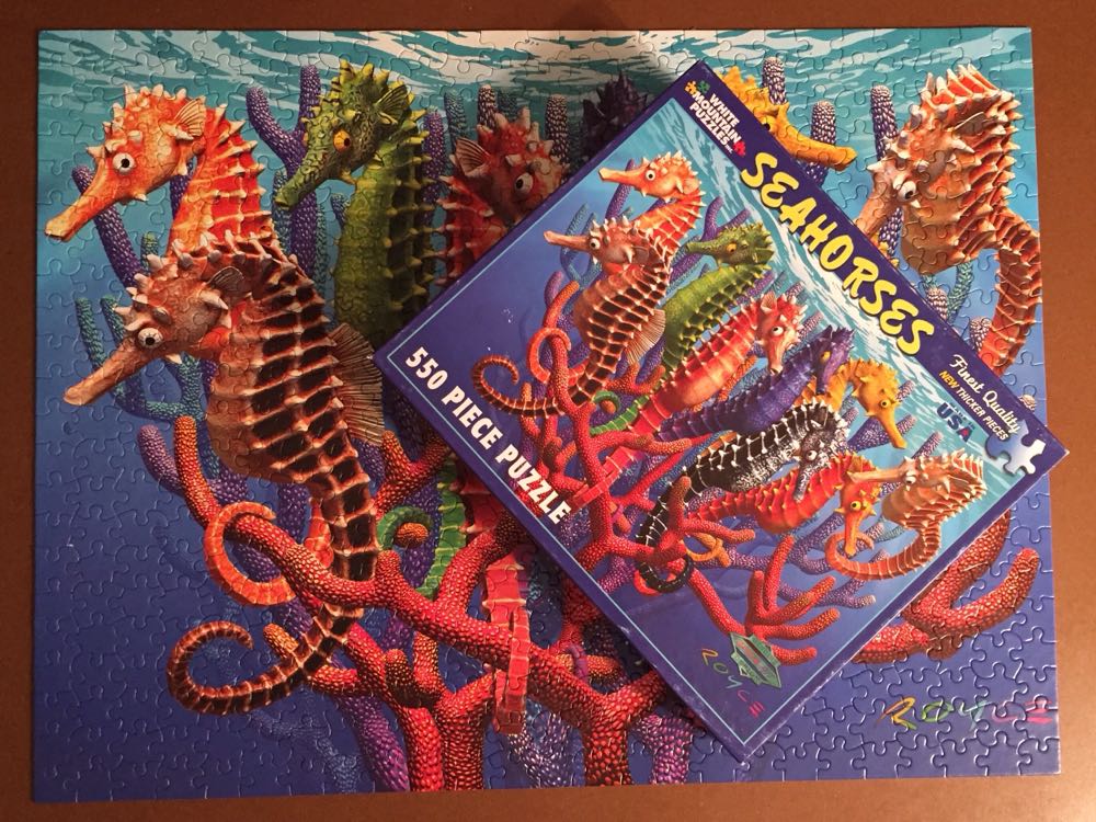 Z - Seahorses (Retired From Circulation) - White Mountain Puzzles puzzle collectible [Barcode 724819250080] - Main Image 3