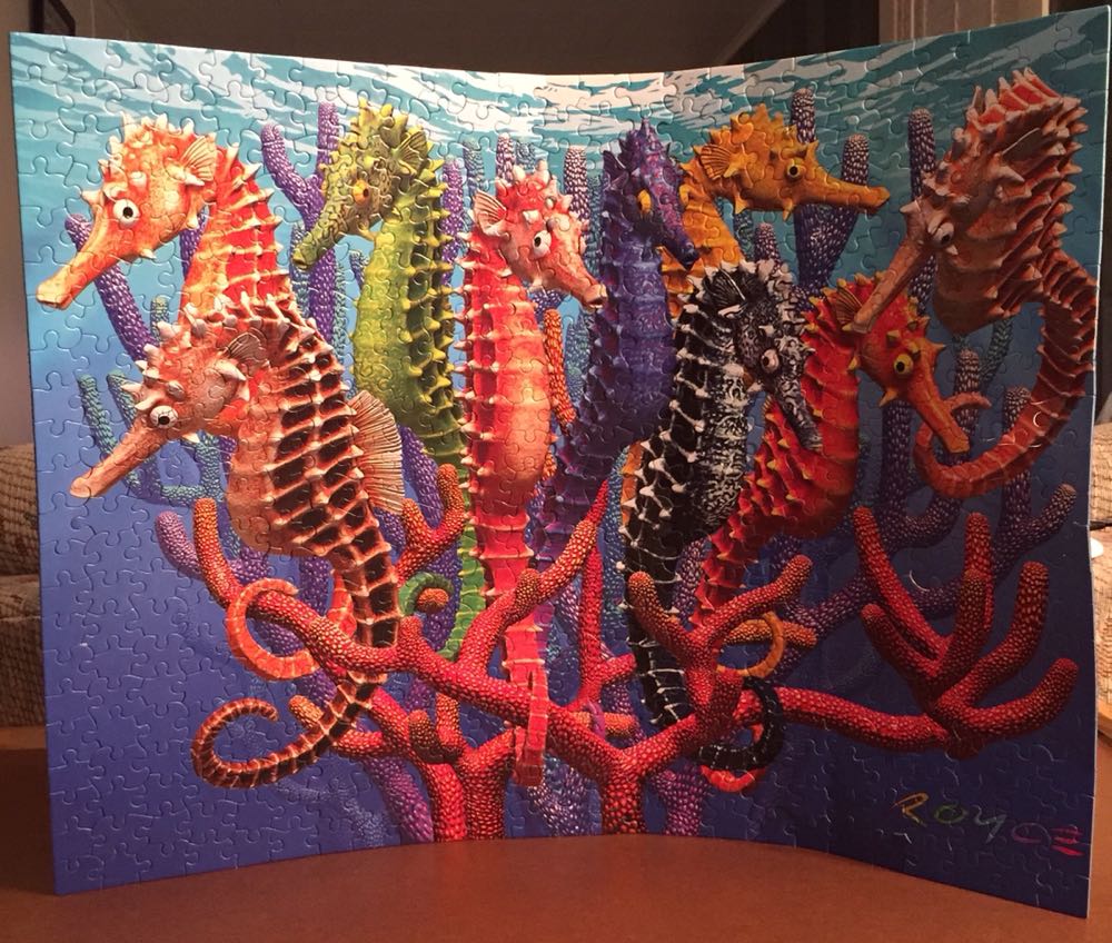 Z - Seahorses (Retired From Circulation) - White Mountain Puzzles puzzle collectible [Barcode 724819250080] - Main Image 4