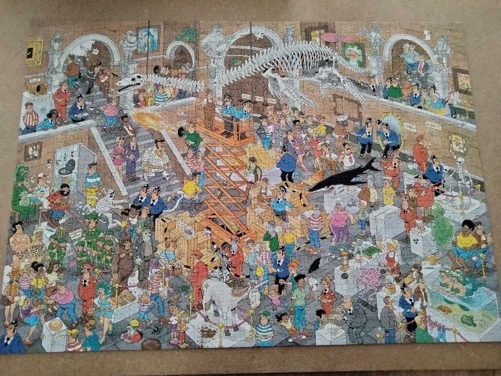 Rembrandt’s Studio | Gallery Of Curiosities - Jumbo puzzle collectible [Barcode 8710126200520] - Main Image 3