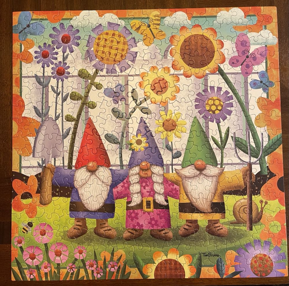 Backyard Trio - Ceaco 300 puzzle collectible [Barcode 021081222464] - Main Image 2