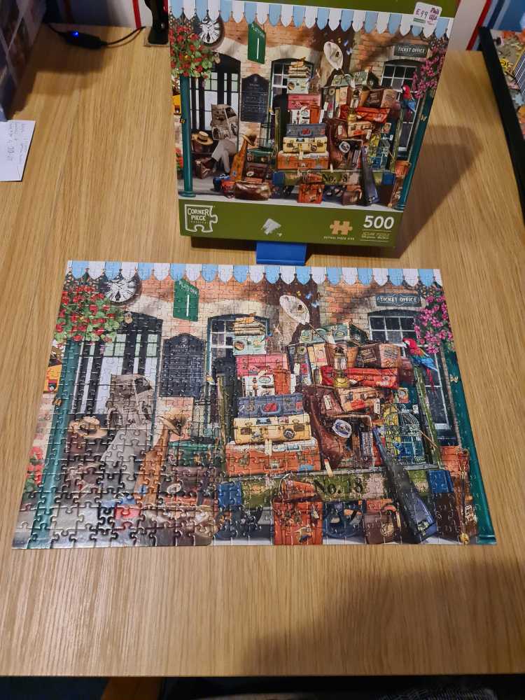 At The Train Station - Corner Piece puzzle collectible [Barcode 5052089312289] - Main Image 2