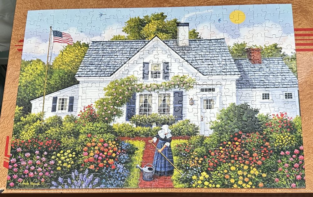 Elizabeth’s Garden Teresa Lilly  - Buffalo puzzle collectible [Barcode 079346026876] - Main Image 3