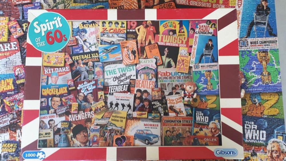 Spirit Of The 60s - Gibsons puzzle collectible [Barcode 5012269070828] - Main Image 4