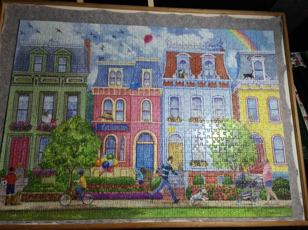 *Rainbow Street. 😁 COMPLETED 06/11/2021 - W H Smith puzzle collectible - Main Image 2