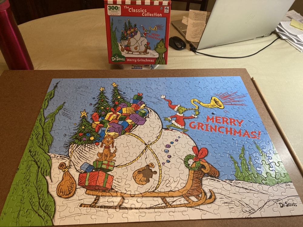 Jigsaw Puzzle: Merry Grinchmas! - The Jigsaw Puzzle Factory, LLC. puzzle collectible [Barcode 788958040452] - Main Image 2