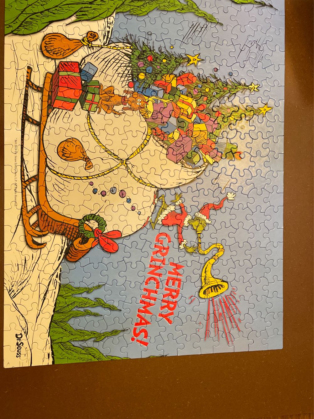 Jigsaw Puzzle: Merry Grinchmas! - The Jigsaw Puzzle Factory, LLC. puzzle collectible [Barcode 788958040452] - Main Image 3