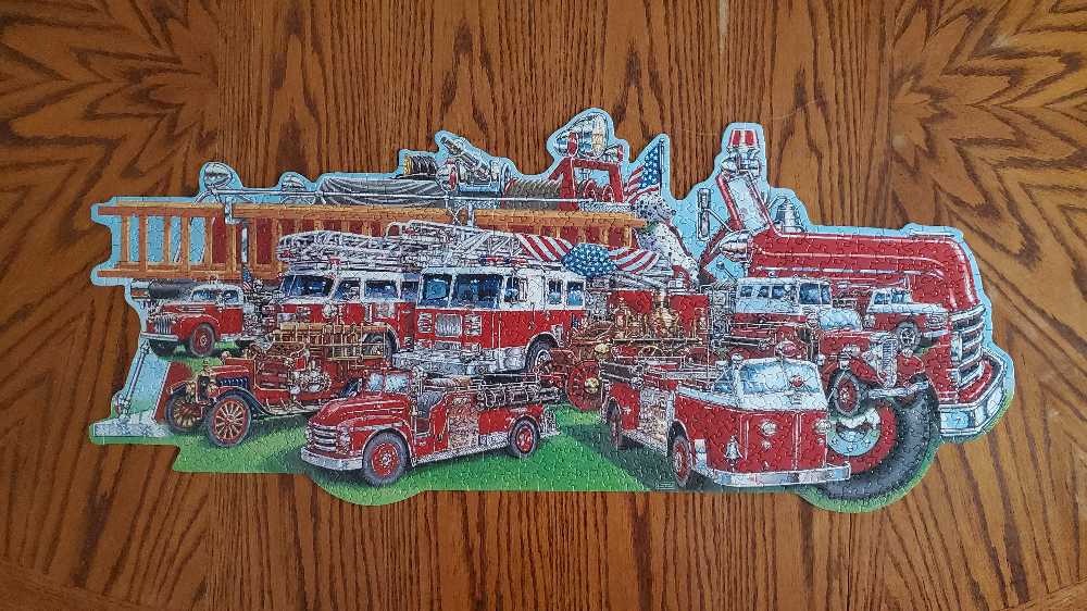 American Fire Trucks - Great American Puzzle Factory puzzle collectible [Barcode 010563098086] - Main Image 2