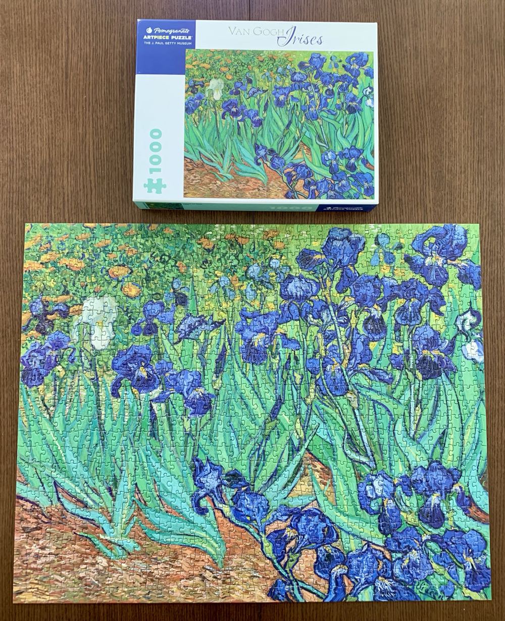 Irises - Pomegranate 🇺🇸 puzzle collectible [Barcode 9780764936517] - Main Image 3