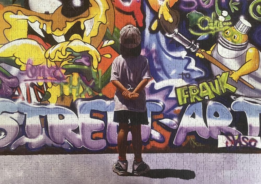 The Connoisseur - Art & Fable puzzle collectible [Barcode 850006234301] - Main Image 3