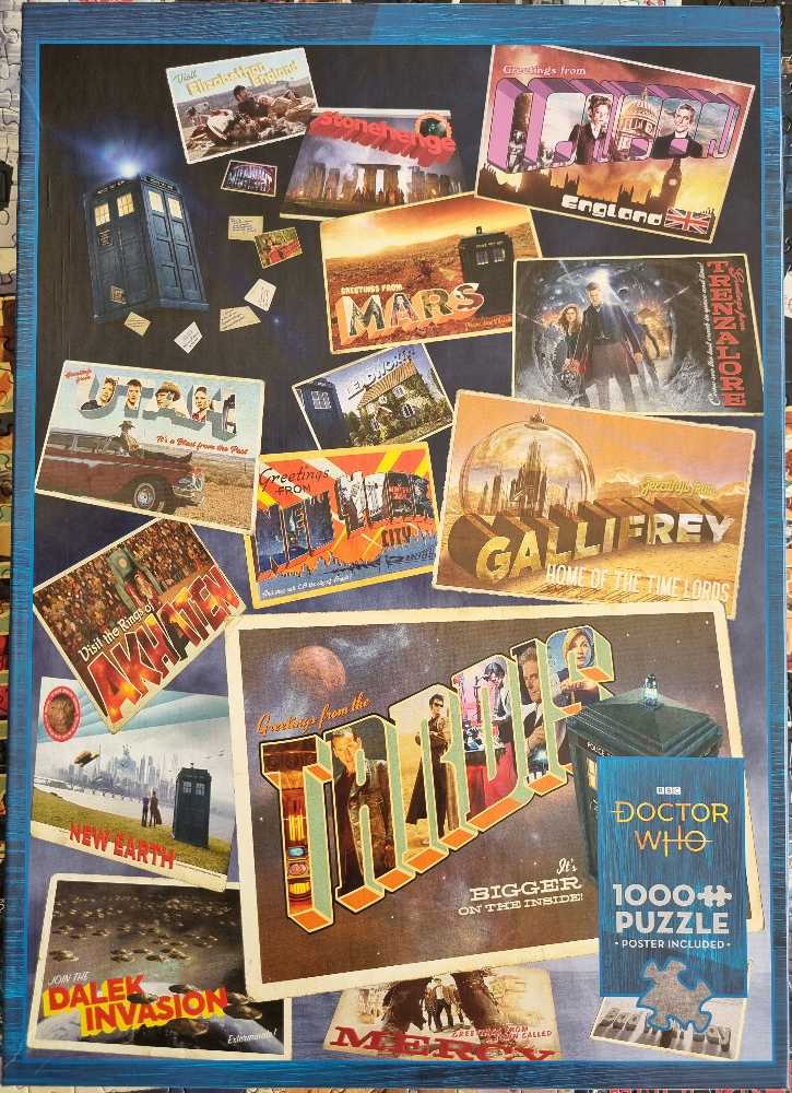 Doctor Who - Postcards From The Edge Of Space And Time - Cobble Hill puzzle collectible [Barcode 625012802284] - Main Image 3