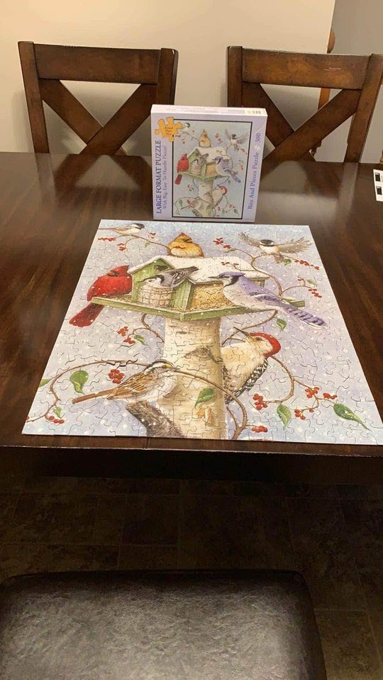 0126 Bits And Pieces: Winter Birds - Bits & Pieces puzzle collectible [Barcode 704812418274] - Main Image 3