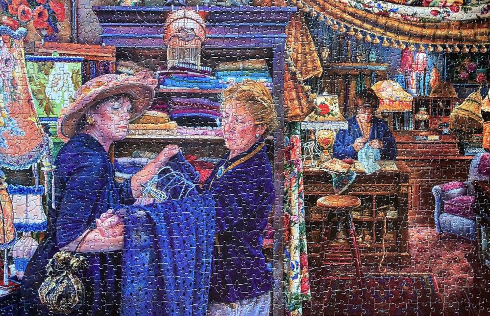 Lamp Shop - Milton Bradley puzzle collectible [Barcode 778988534694] - Main Image 3