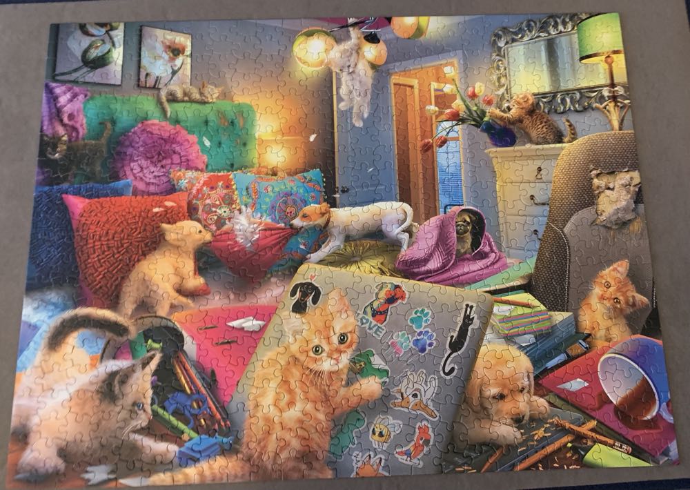 Paws Gone Wild: Slumber Party - Ceaco puzzle collectible [Barcode 021081232388] - Main Image 2