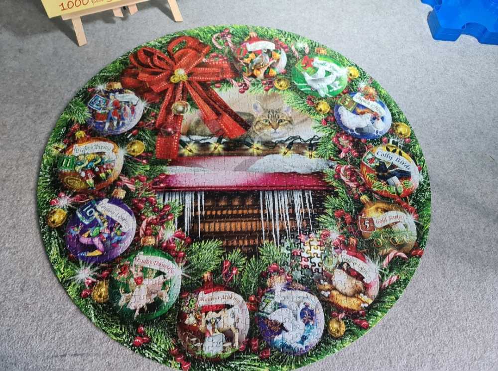 Counting The Days - SunsOut 🇺🇸 puzzle collectible [Barcode 796780349858] - Main Image 3