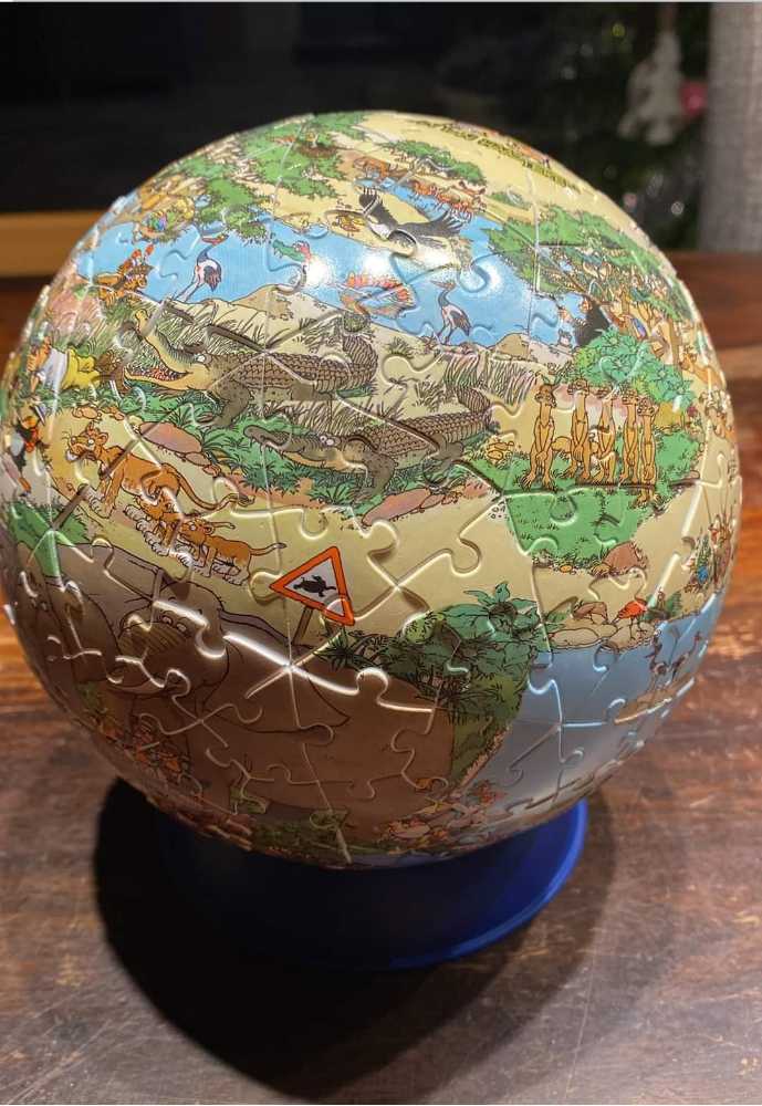 Jan van Haasteren. Safari Puzzelbal - Jumbo puzzle collectible - Main Image 3