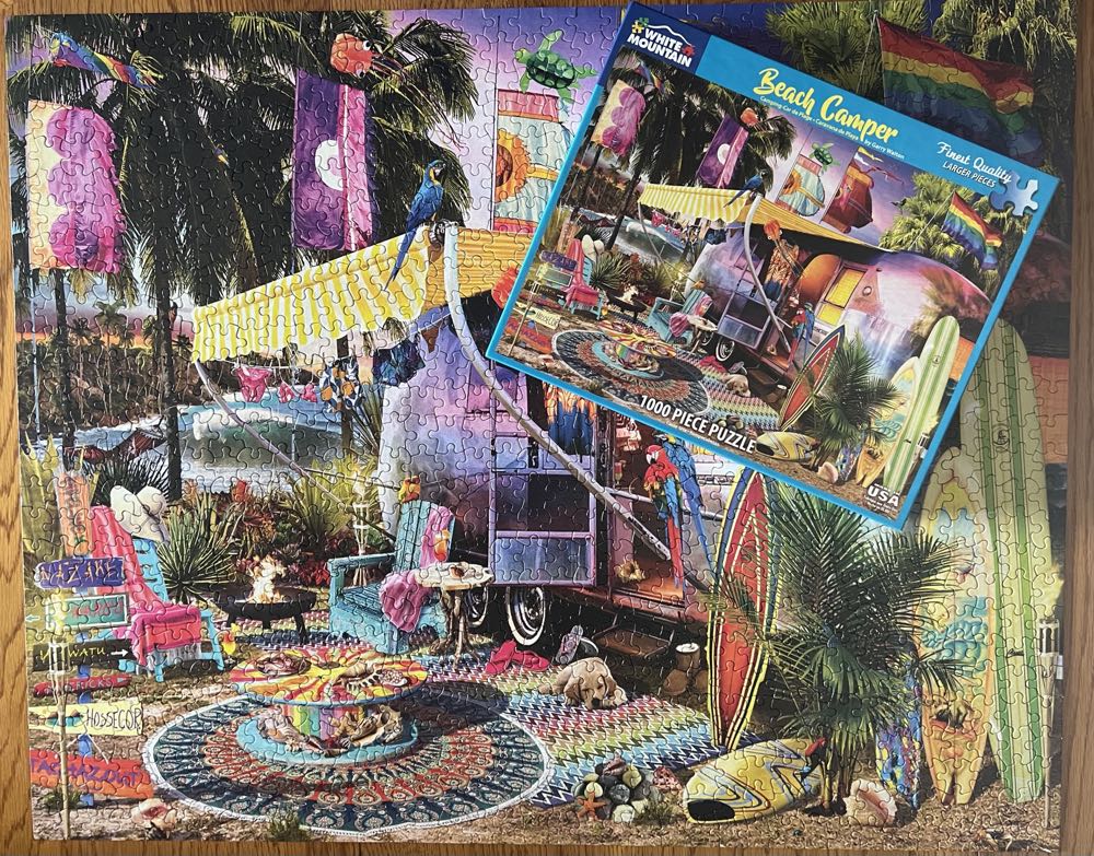Beach Camper - White Mountain 🇺🇸 puzzle collectible [Barcode 724819264964] - Main Image 3