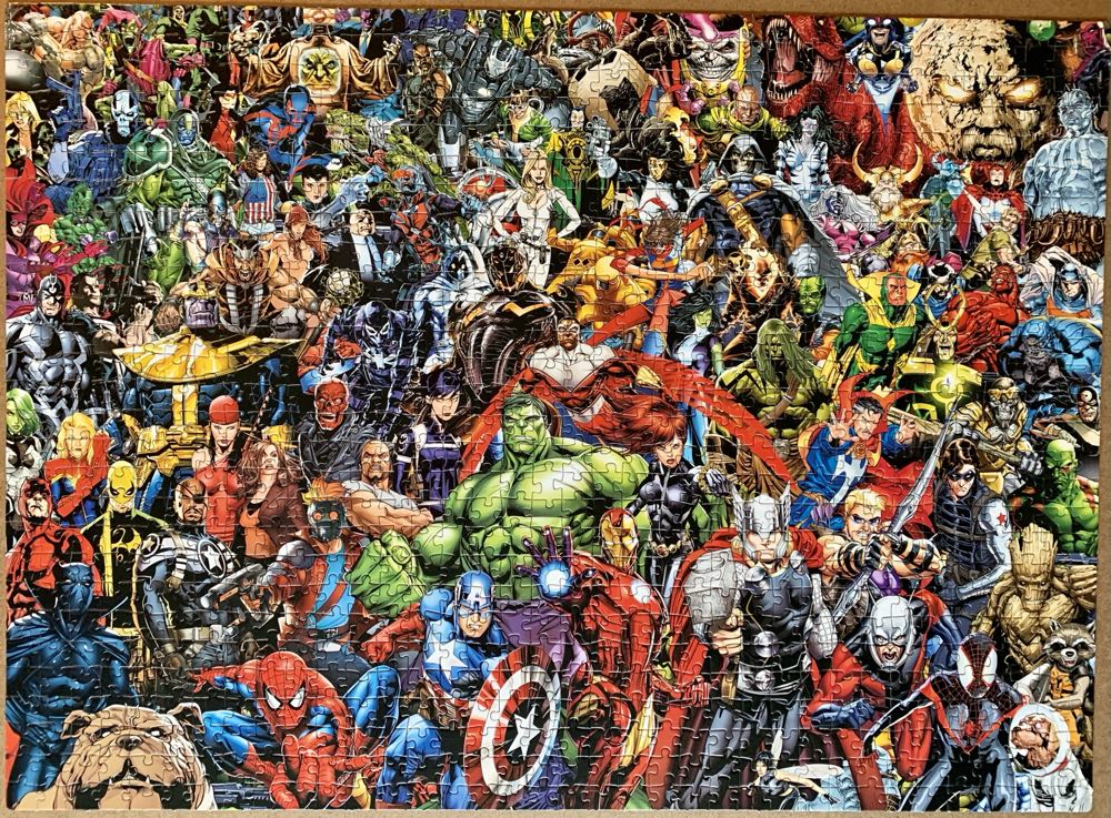 Marvel Impossible Puzzle! - Clementoni puzzle collectible [Barcode 8005125394111] - Main Image 3