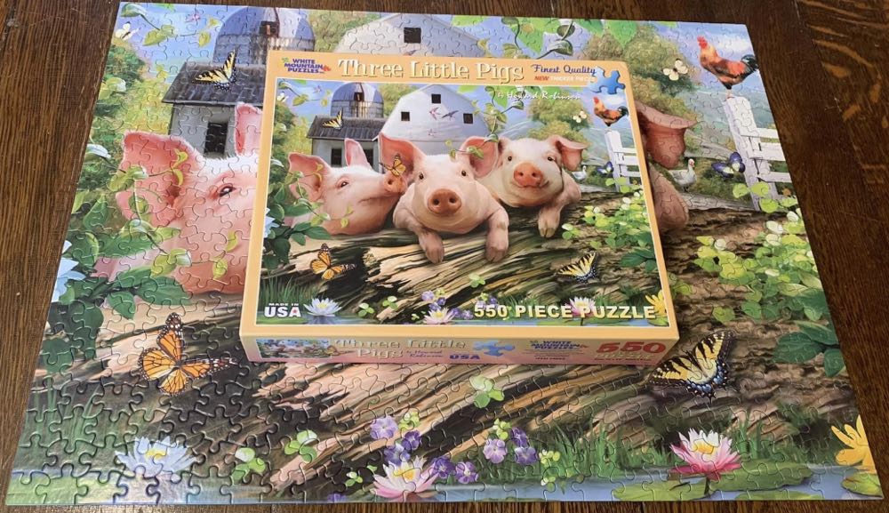 Three Little Pigs (Traveller) - White Mountain Puzzles, Inc. puzzle collectible [Barcode 724819254422] - Main Image 4