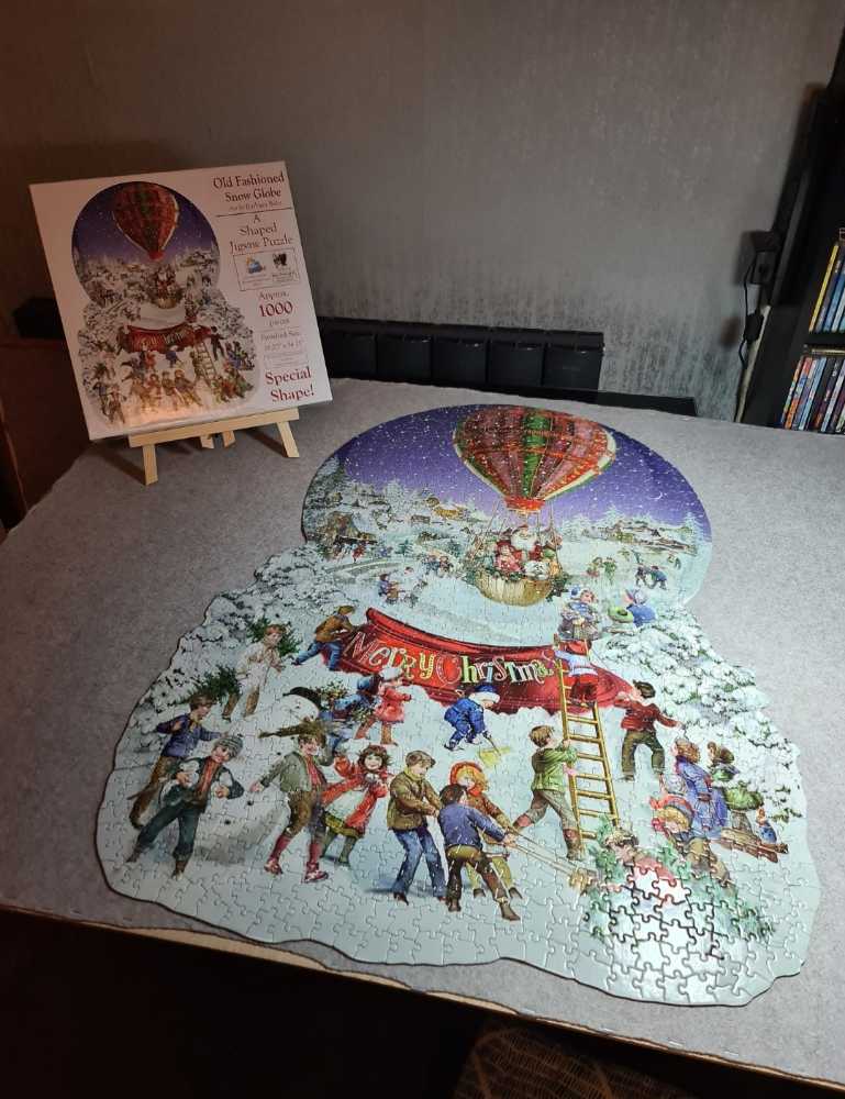 ZZ Old Fashioned Snow Globe - SunsOut 🇺🇸 puzzle collectible [Barcode 796780960879] - Main Image 3