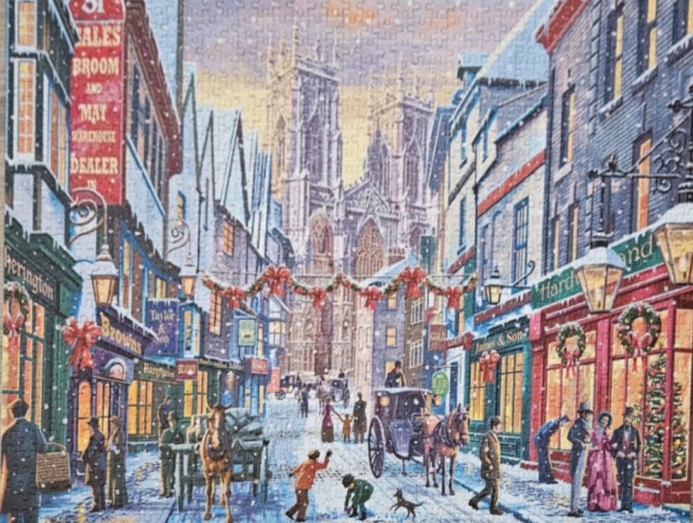 Christmas In York - Falcon de luxe puzzle collectible [Barcode 8710126112779] - Main Image 3