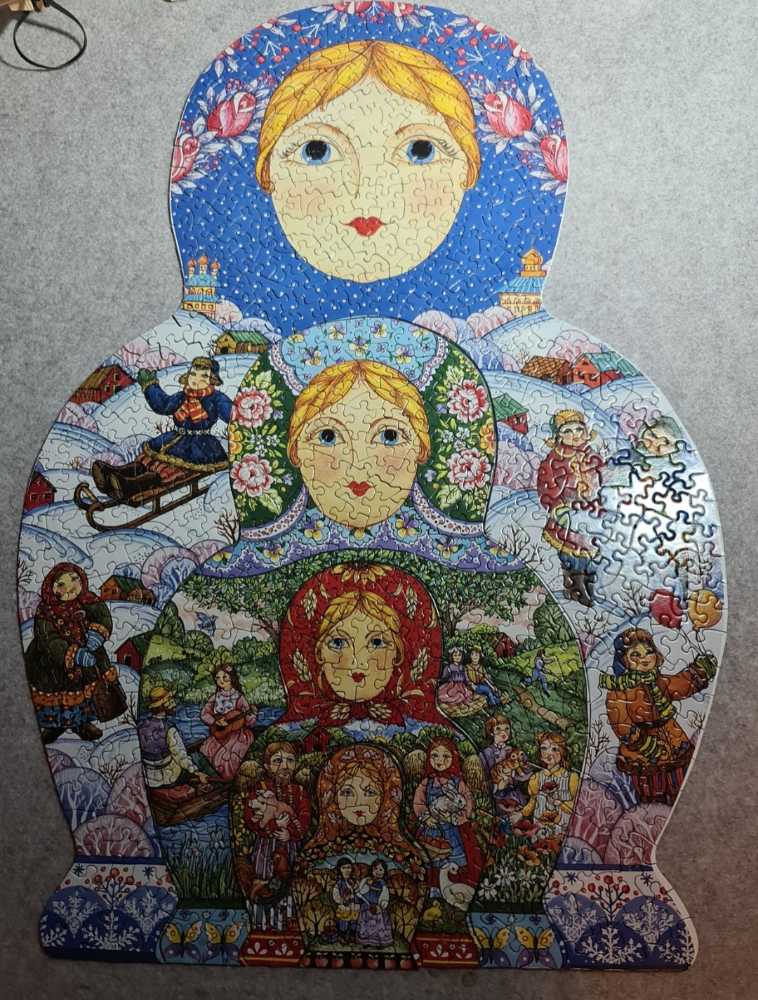 *Seasonal Nesting Ladies ...😁 COMPLETED 02/12/2021 - Bits And Pieces puzzle collectible [Barcode 704812804251] - Main Image 2