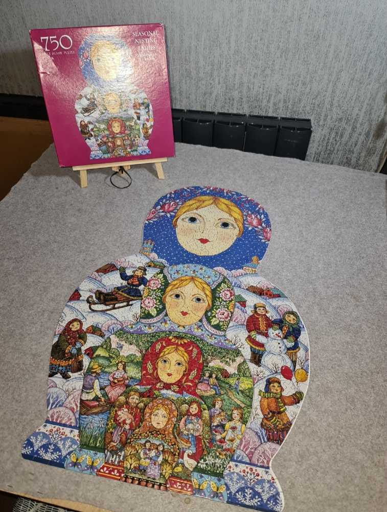 *Seasonal Nesting Ladies ...😁 COMPLETED 02/12/2021 - Bits And Pieces puzzle collectible [Barcode 704812804251] - Main Image 3