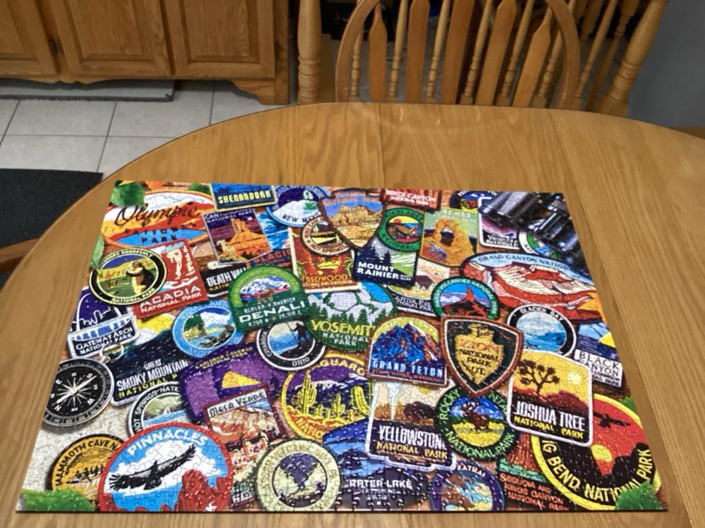 Master Pieces—Patches Of The National Parks - MasterPieces puzzle collectible [Barcode 705988721847] - Main Image 4