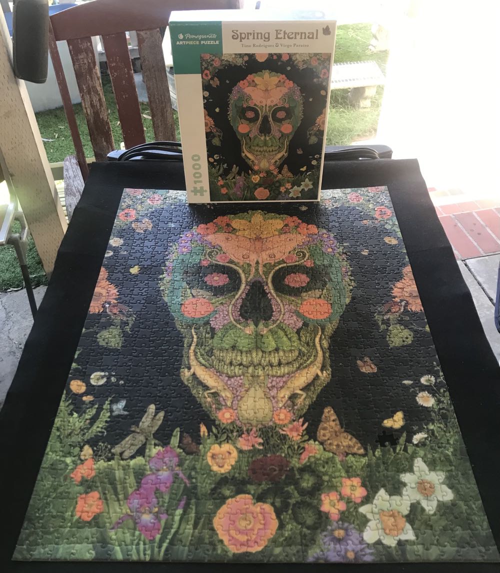 Spring Eternal - Pomegranate puzzle collectible [Barcode 9781087502441] - Main Image 3