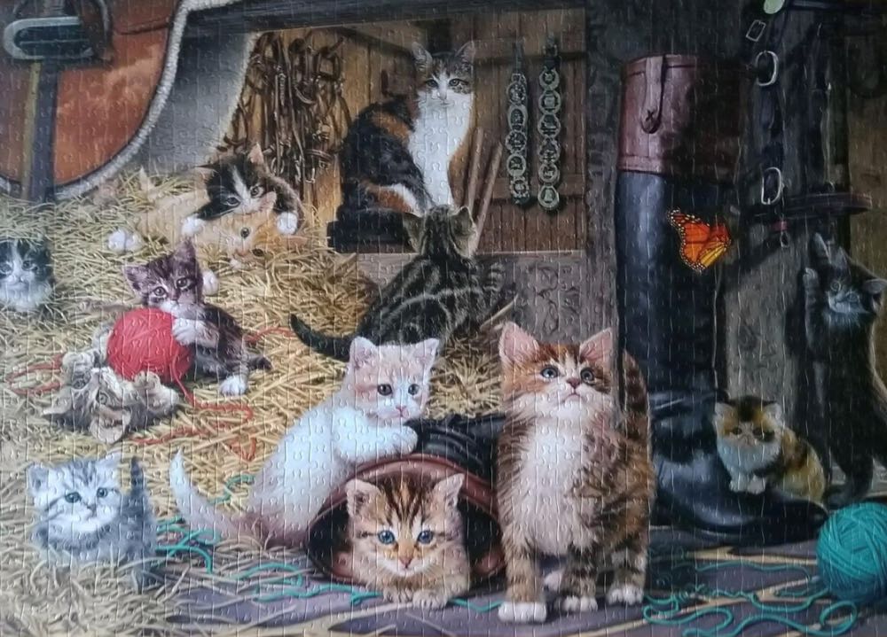 Kittens In The Barn  - King puzzle collectible [Barcode 8710125057002] - Main Image 2