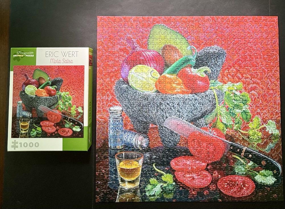 Mola Salsa - Pomegranate puzzle collectible [Barcode 9780764983092] - Main Image 2