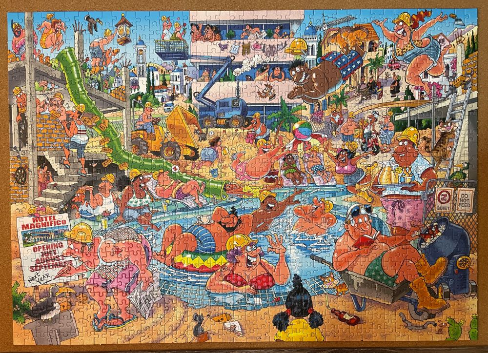 Original #37: Holiday Fiasco! - Jumbo puzzle collectible [Barcode 8710126250044] - Main Image 2