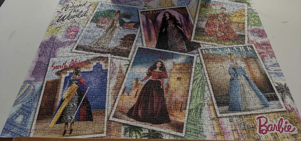 Barbie Around The World - Ravensburger puzzle collectible [Barcode 4005556803095] - Main Image 2
