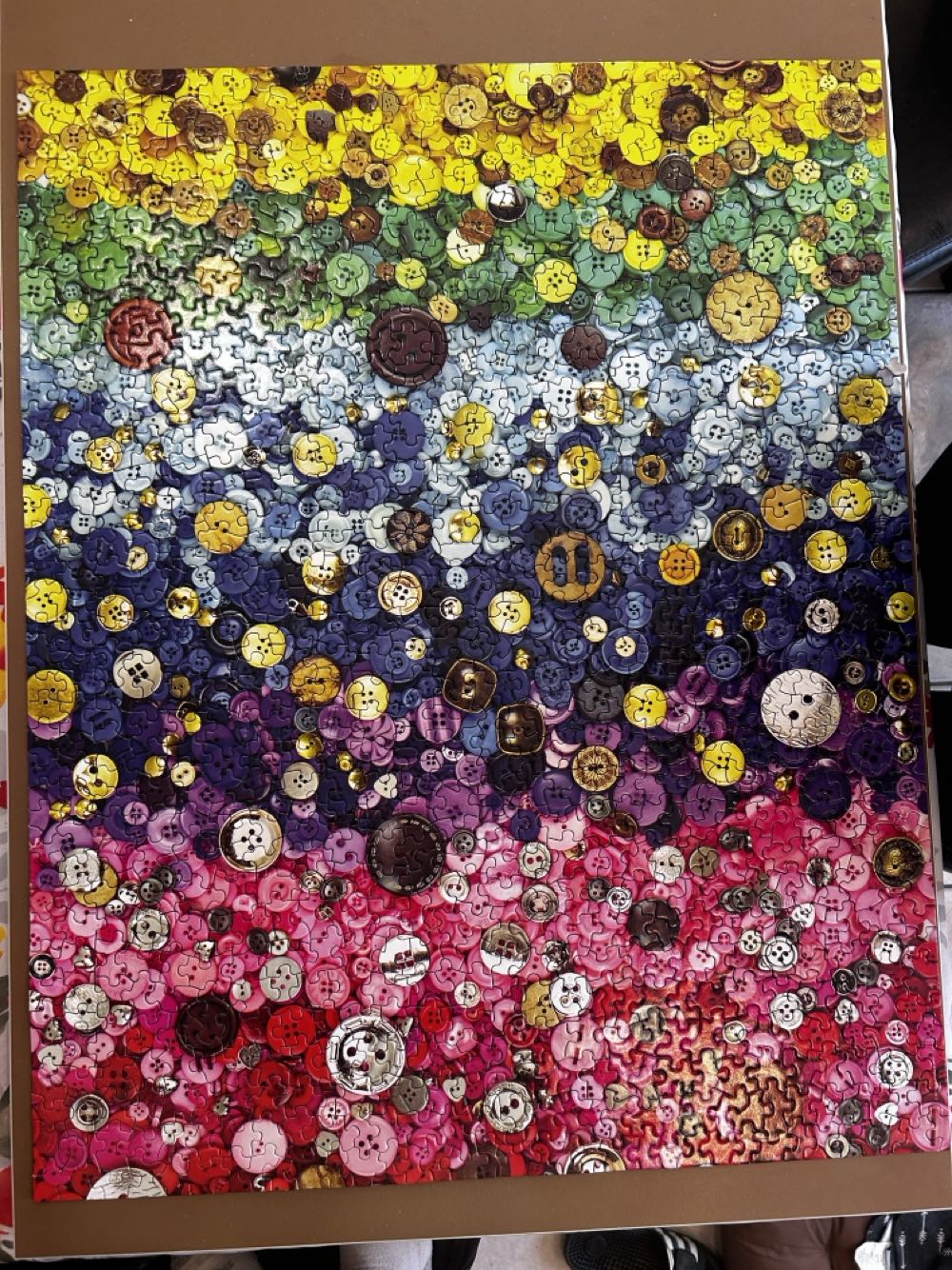 Bunches of Buttons - Springbok puzzle collectible - Main Image 2