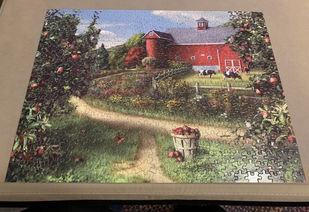 Apple Picking Time - White Mountain Puzzles puzzle collectible [Barcode 724819249251] - Main Image 2